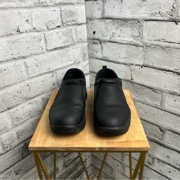 Roper Performance Black Tumbled Leather Slip-on Shoes - Picture 2 of 8